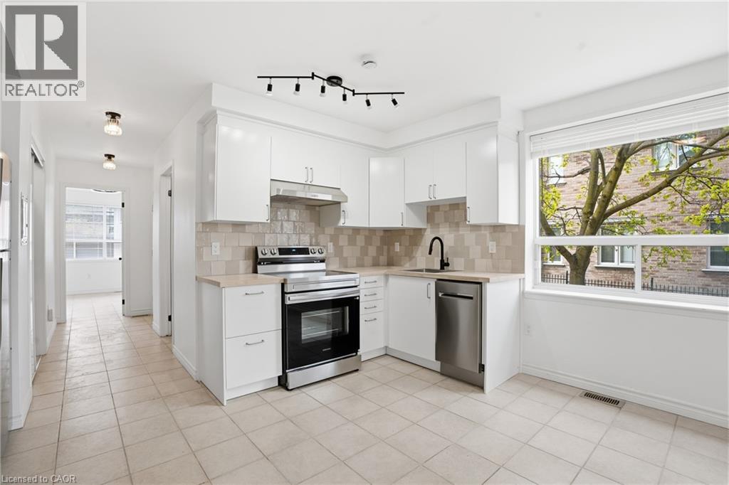 1049 Glencairn Avenue Unit# Main Floor, North York, Ontario  M6B 2B1 - Photo 7 - 40829079