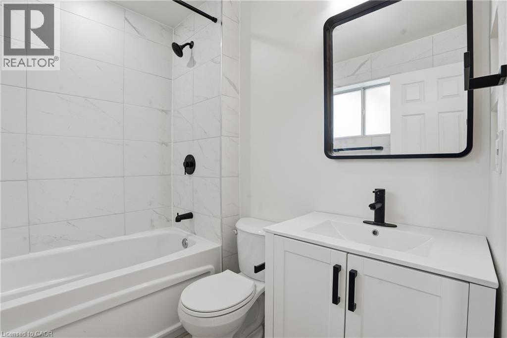 1049 Glencairn Avenue Unit# Main Floor, North York, Ontario  M6B 2B1 - Photo 9 - 40829079