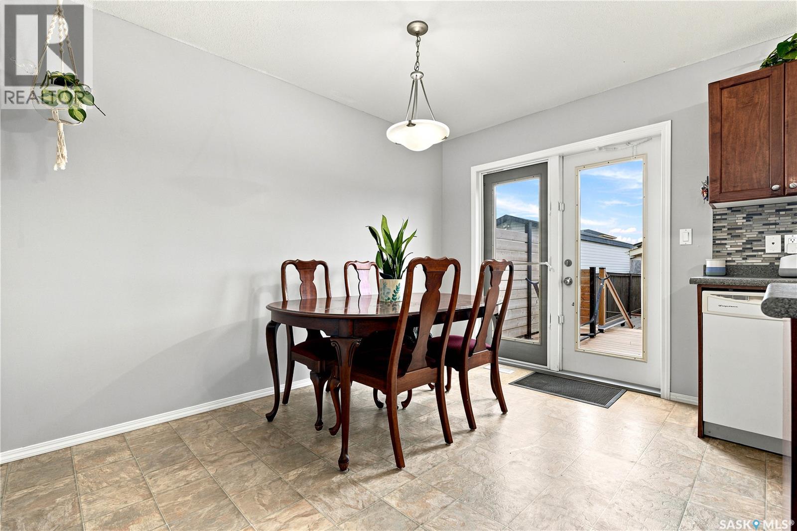 435 Blakeney Crescent, Saskatoon, Saskatchewan S7L 7N5 - Photo 16 - SK044003