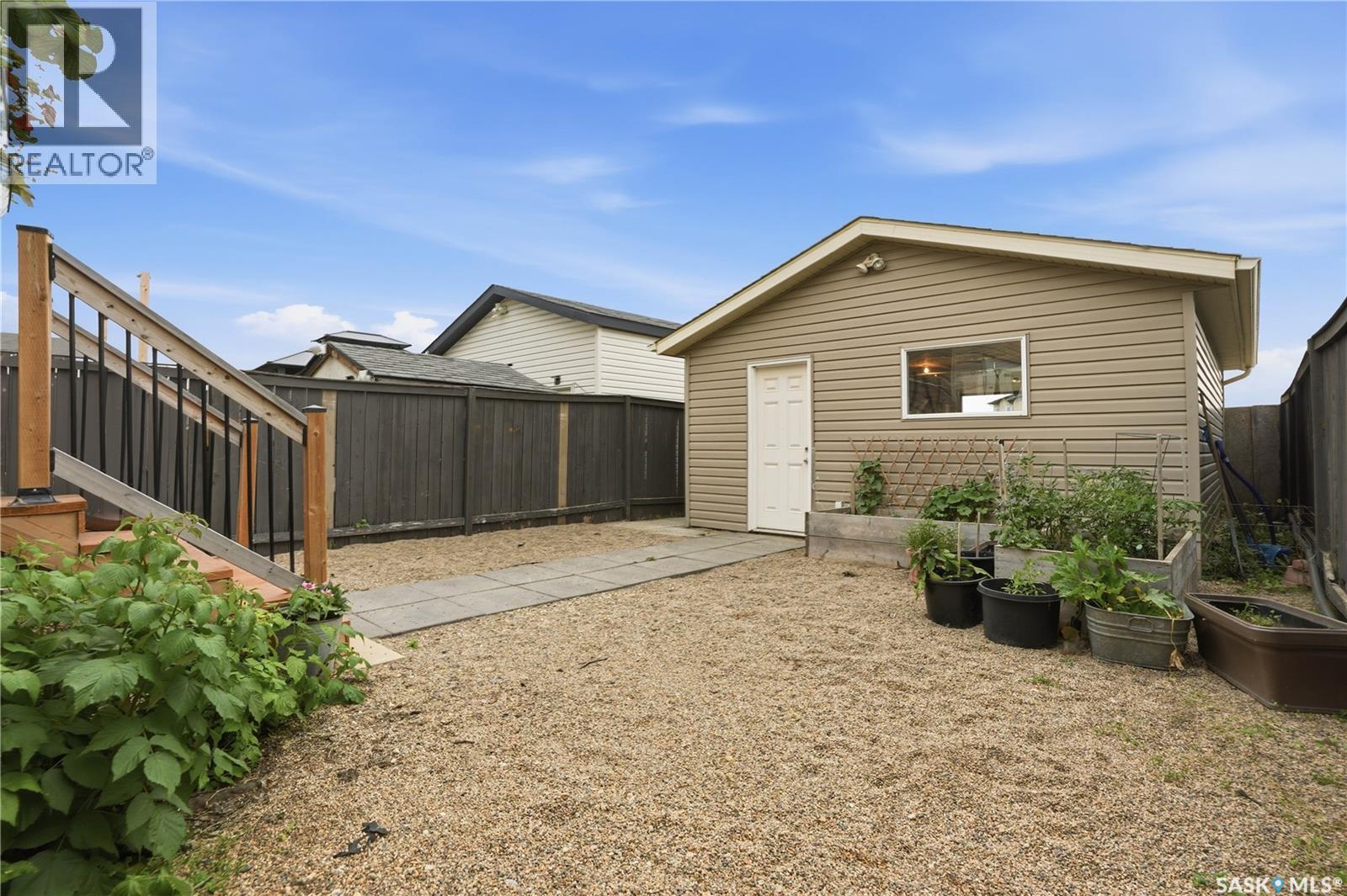 435 Blakeney Crescent, Saskatoon, Saskatchewan S7L 7N5 - Photo 37 - SK044003