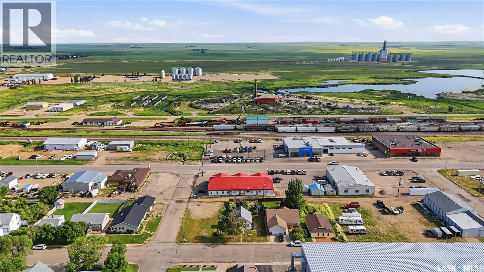 229 1st Avenue W, Assiniboia, Saskatchewan  S0H 0B0 - Photo 32 - SK043533