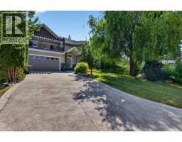 1669 Autumn Road, Kelowna, British Columbia  V1P 1E8 - Photo 3 - 10396202