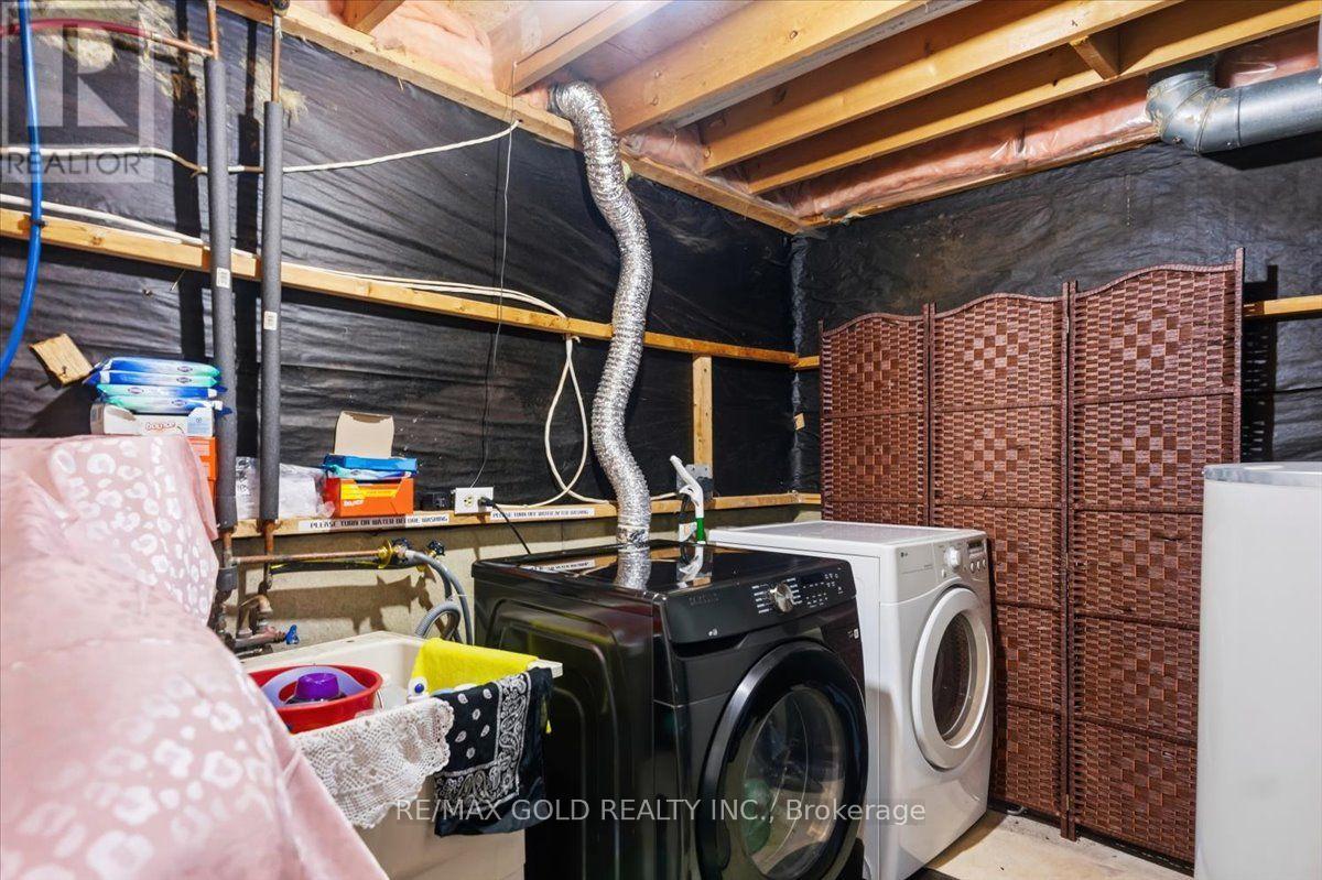 29 Tralee Street, Brampton, Ontario  L6Z 2Z6 - Photo 30 - W13569298