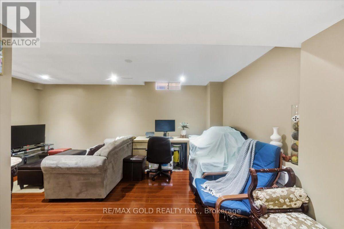 29 Tralee Street, Brampton, Ontario  L6Z 2Z6 - Photo 25 - W13569298