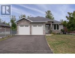 22 LANARK DRIVE, Belleville, Ontario