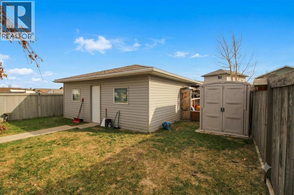 108 Pinnacle Boulevard, Grande Prairie, Alberta  T8W 2V7 - Photo 25 - A2302068