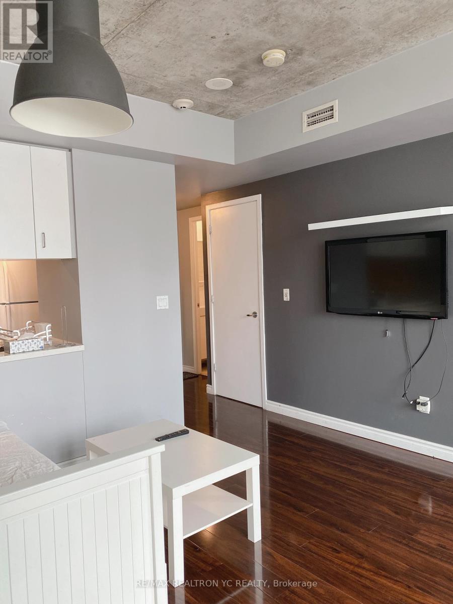 705 - 285 Mutual Street, Toronto, Ontario  M4Y 3C5 - Photo 2 - C13622826