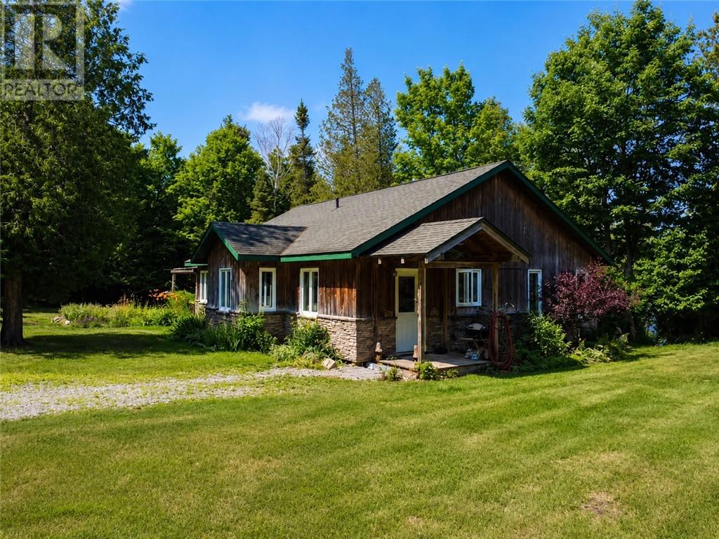 80 Steven Street, Gore Bay, Ontario  P0P 1H0 - Photo 9 - 2127878