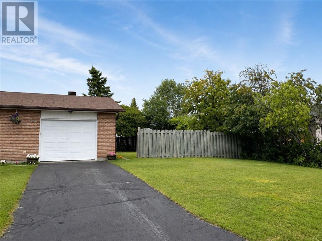 2 Aspen Court, Capreol, Ontario  P0M 1H0 - Photo 4 - 2129519