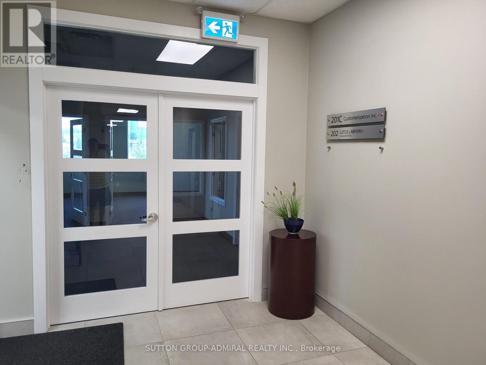 201a - 385 Connie Crescent, Vaughan, Ontario  L4K 5R2 - Photo 10 - N13622802