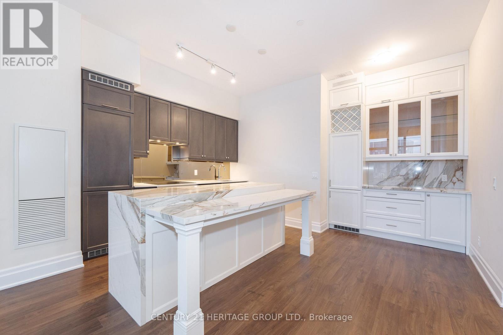 Ph02 - 9075 Jane Street, Vaughan, Ontario  L4K 4Z7 - Photo 17 - N13622836