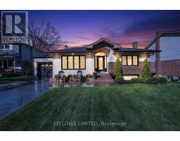 7 HOWARD CRESCENT, Barrie, Ontario