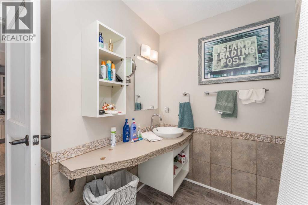 213, 173 Kananaskis Way, Canmore, Alberta  T1W 0A2 - Photo 22 - A2331921
