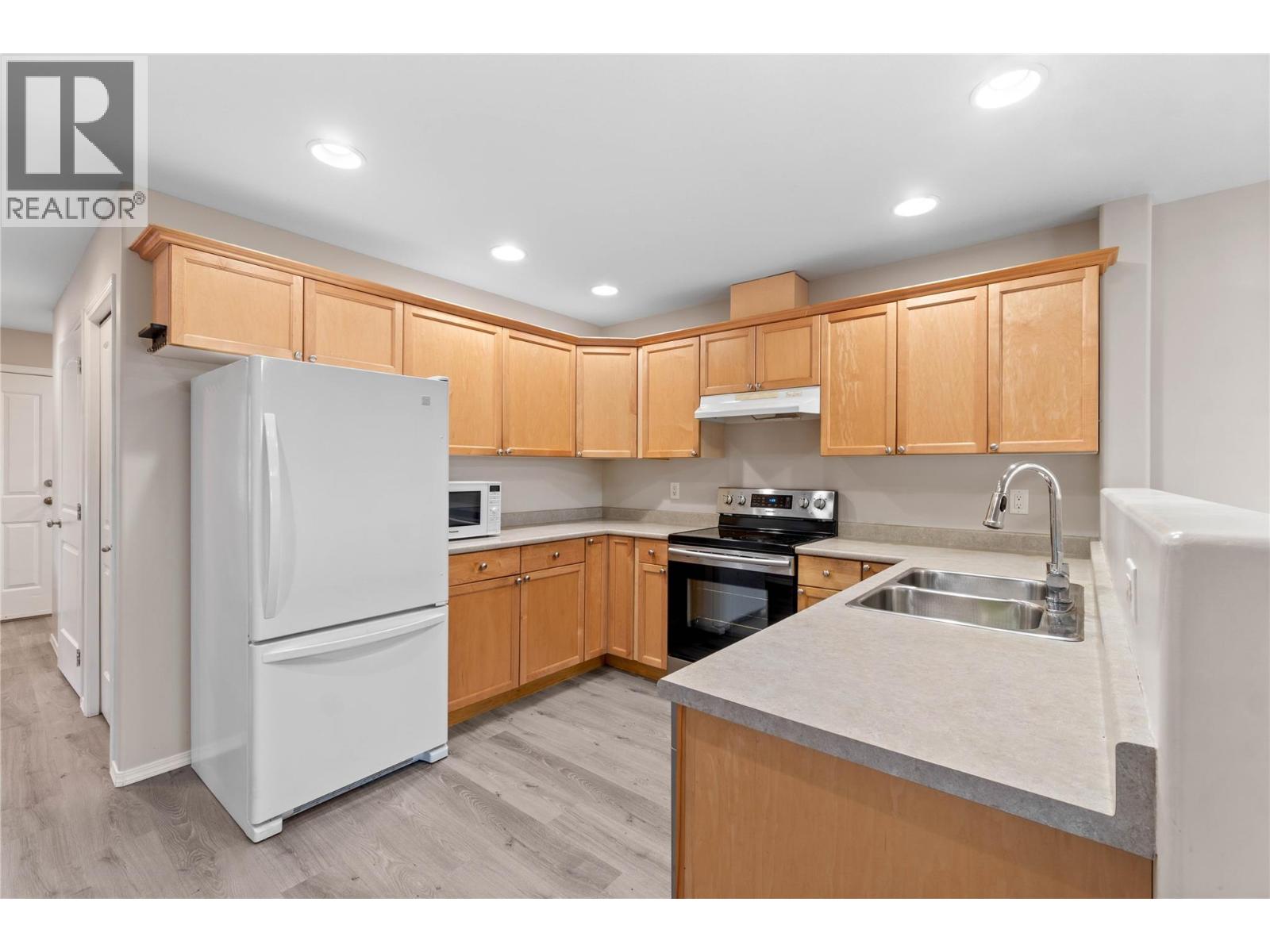 3150 Westsyde Road Unit# 8, Kamloops, British Columbia  V2B 7G5 - Photo 8 - 10394268