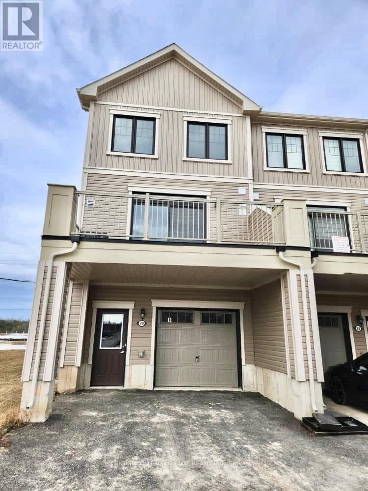 99 MELODY LANE, Thorold, Ontario
