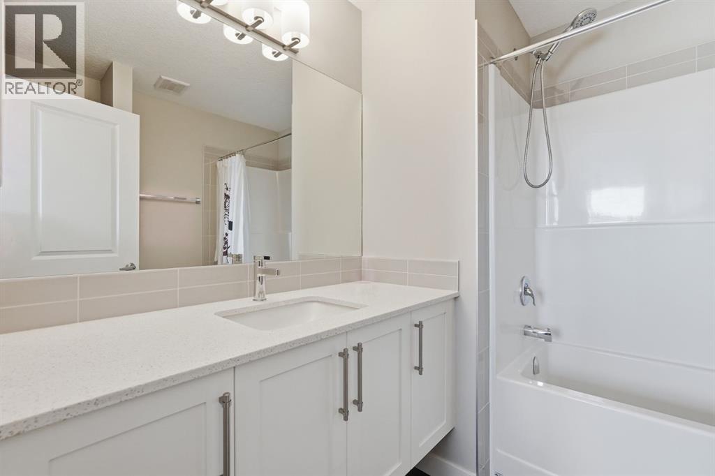 187 Legacy Common SE, Calgary, Alberta  T2X 4H9 - Photo 17 - A2333061