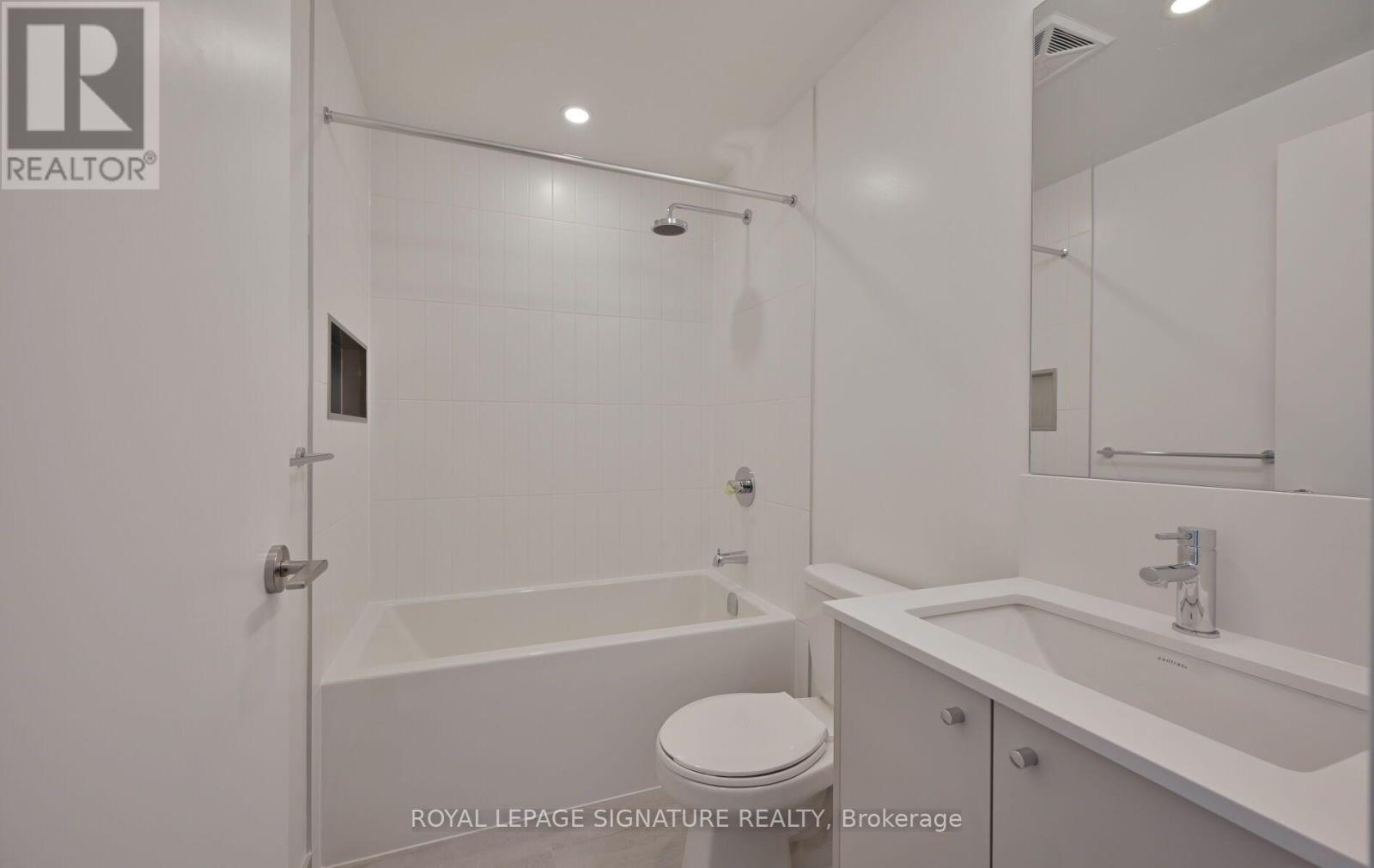 825 - 30 Dreamers Way, Toronto, Ontario  M5A 0Y7 - Photo 12 - C13622240