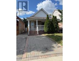 12 MAHONEY AVENUE, Toronto, Ontario