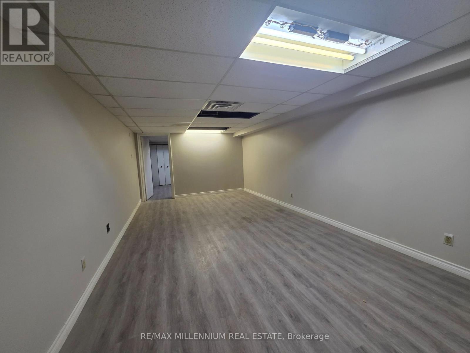 1 - 465 Norfinch Drive, Toronto, Ontario M3N 1Y7 - Photo 5 - W13622720