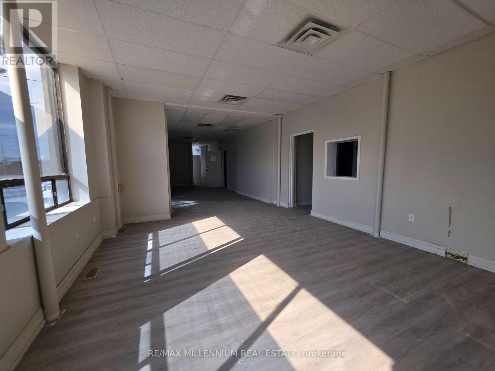 1 - 465 Norfinch Drive, Toronto, Ontario M3N 1Y7 - Photo 21 - W13622720