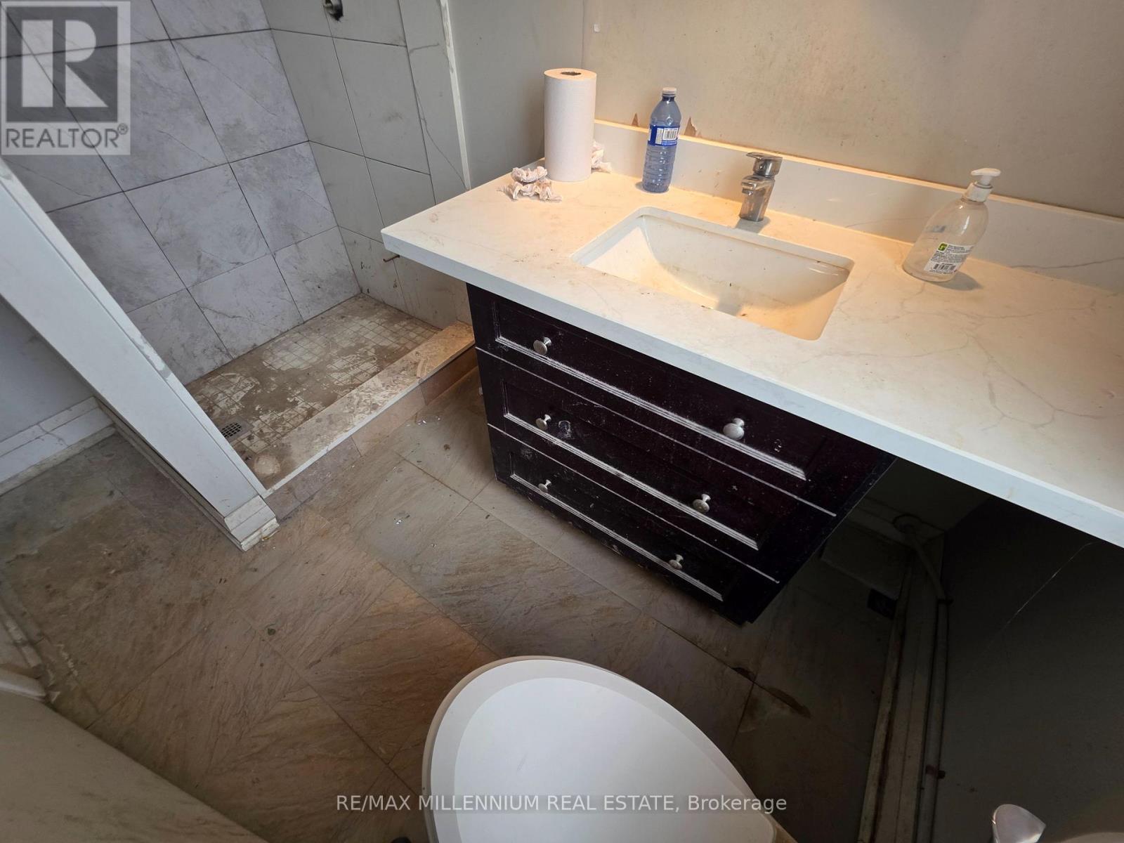 1 - 465 Norfinch Drive, Toronto, Ontario M3N 1Y7 - Photo 13 - W13622720
