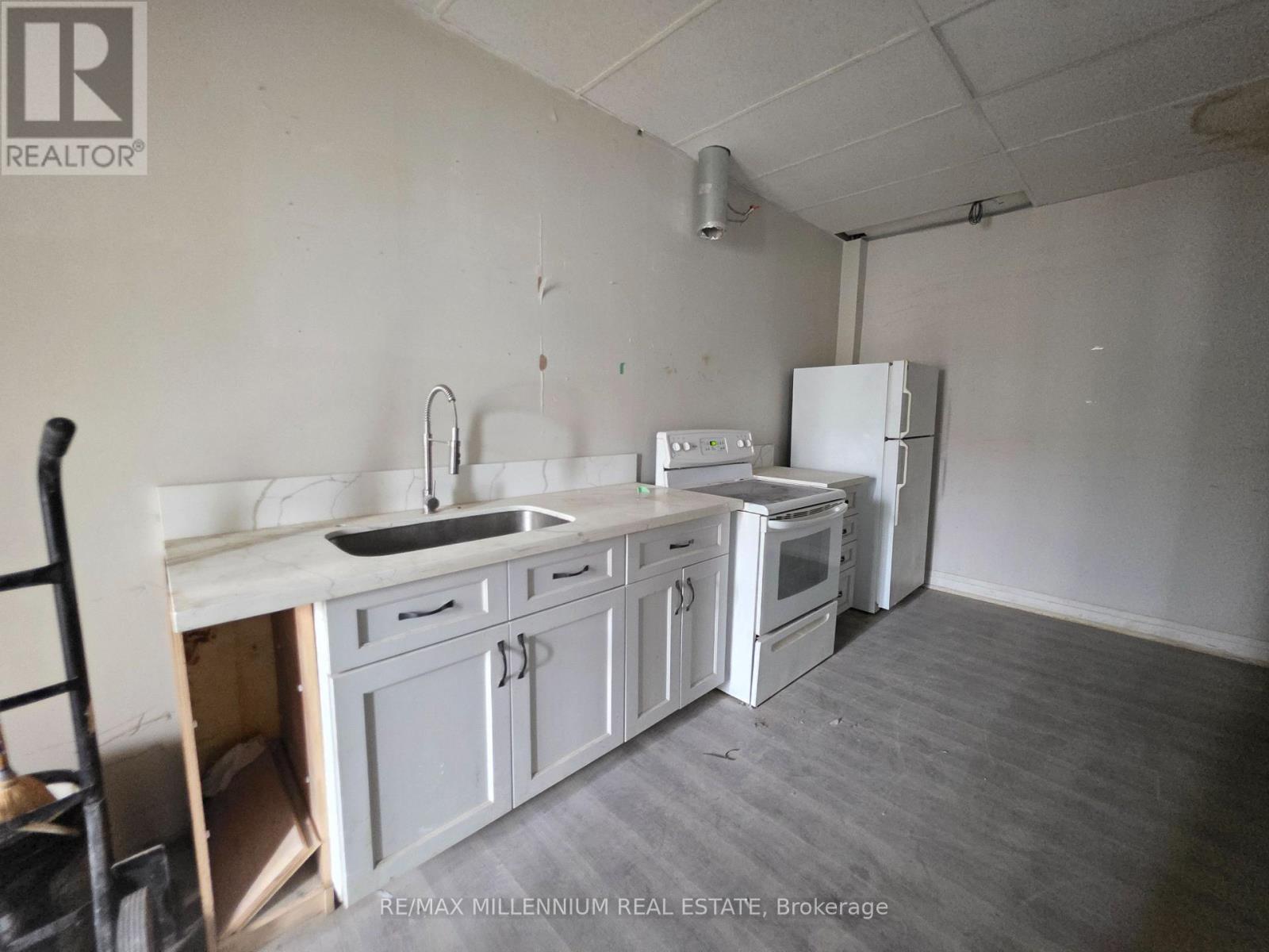 1 - 465 Norfinch Drive, Toronto, Ontario M3N 1Y7 - Photo 14 - W13622720