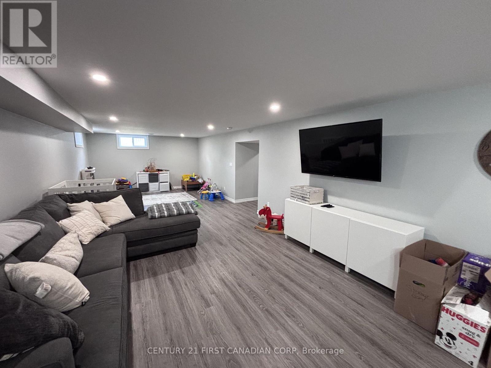 8319 Goosemarsh Line, Lambton Shores, Ontario  N0M 1T0 - Photo 24 - X13622960