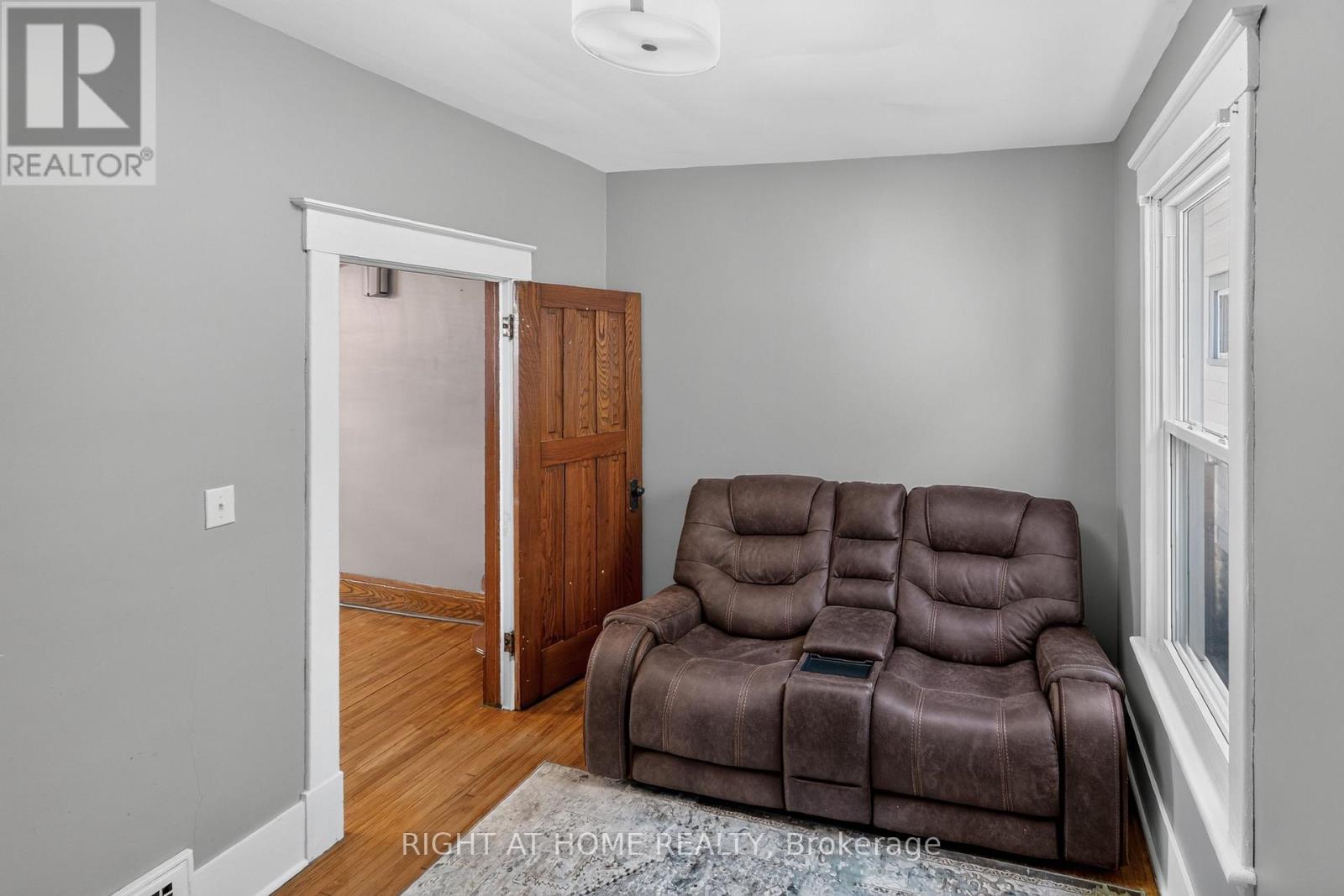 72 Maple Street, St. Thomas, Ontario  N5R 1Z1 - Photo 5 - X13623026