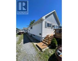 9 CAMBRIDGE AVENUE, St. Catharines, Ontario