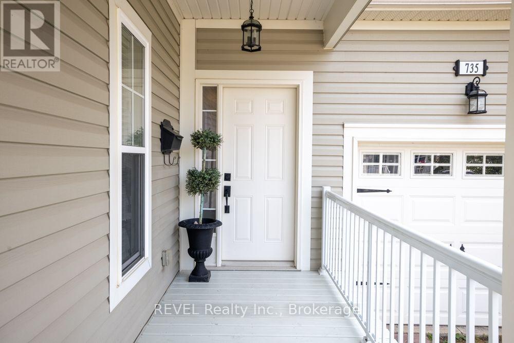 735 Celebration Drive, Fort Erie, Ontario  L2A 6V8 - Photo 4 - X13622988