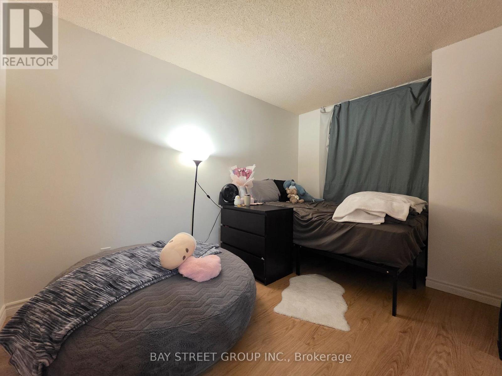 1202 - 633 Bay Street, Toronto, Ontario  M5G 2G4 - Photo 10 - C13623002