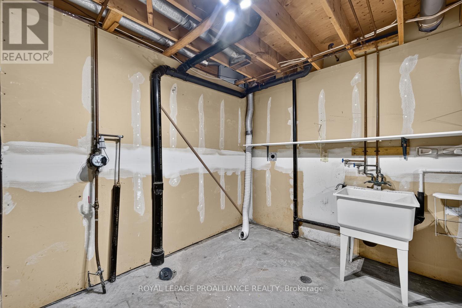 388 Brock Street, Brockville, Ontario  K6V 7A1 - Photo 31 - X13622986