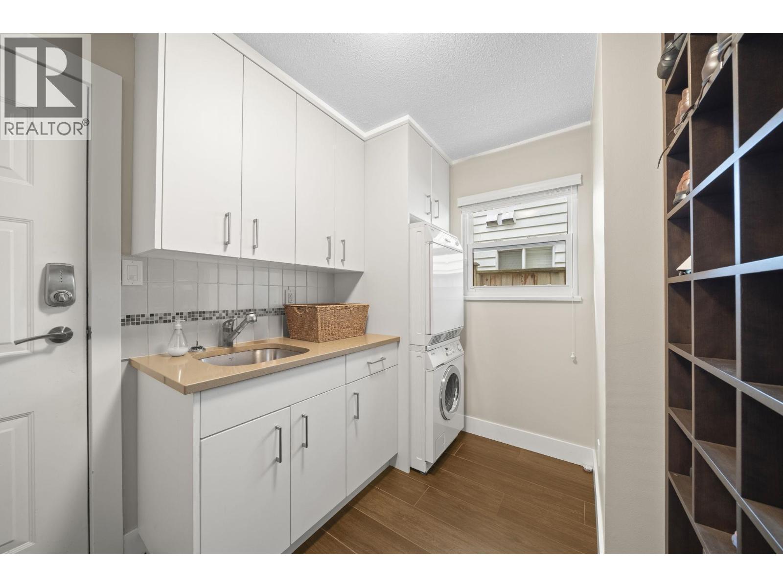 10131 Hollywell Drive, Richmond, British Columbia  V7E 5C7 - Photo 19 - R3151399