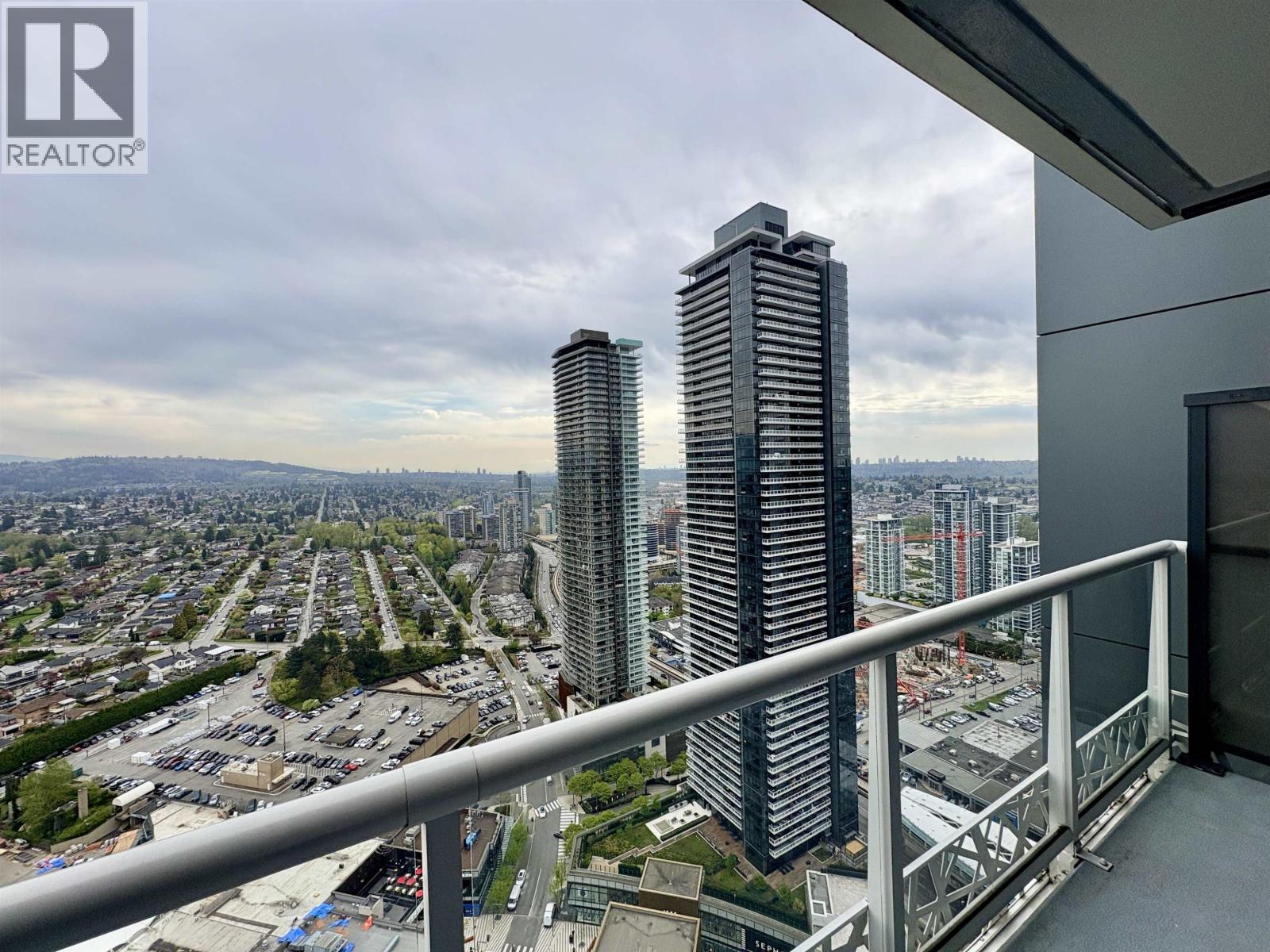 4510 Halifax Way, Burnaby, British Columbia  V5C 0K4 - Photo 3 - R3151386