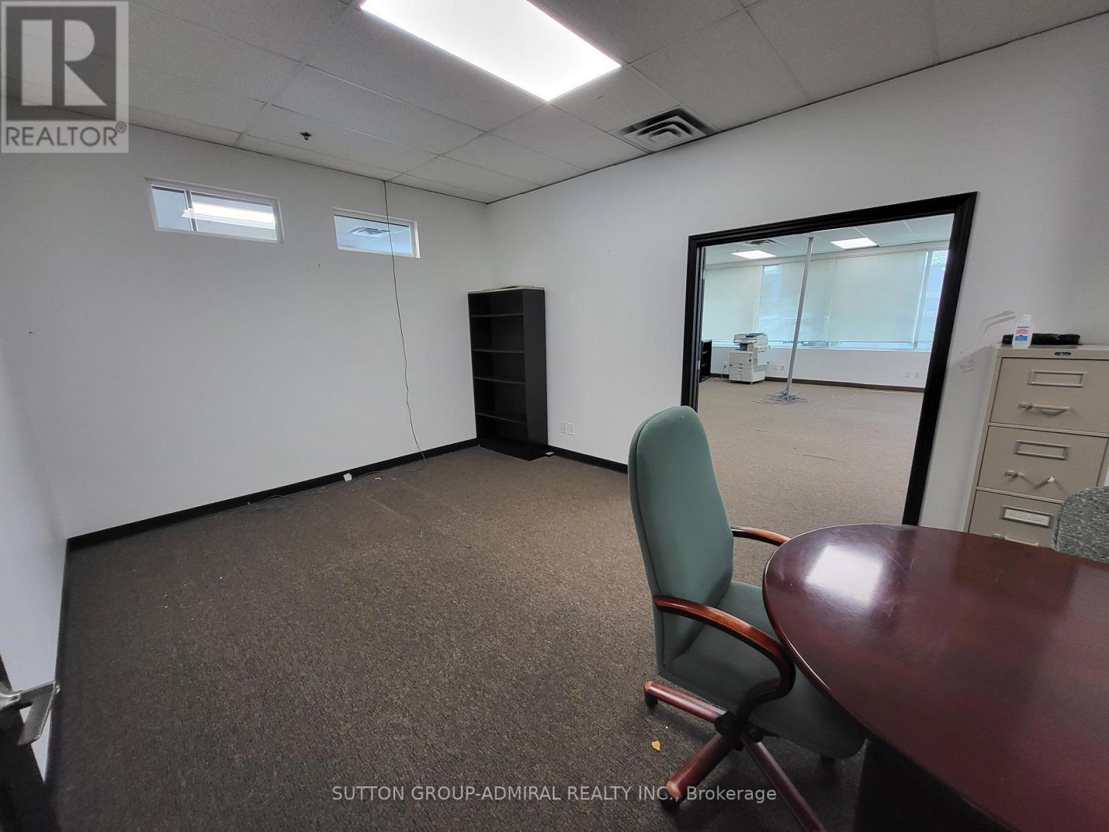 203 - 385 Connie Crescent, Vaughan, Ontario L4K 5R2 - Photo 17 - N13622966