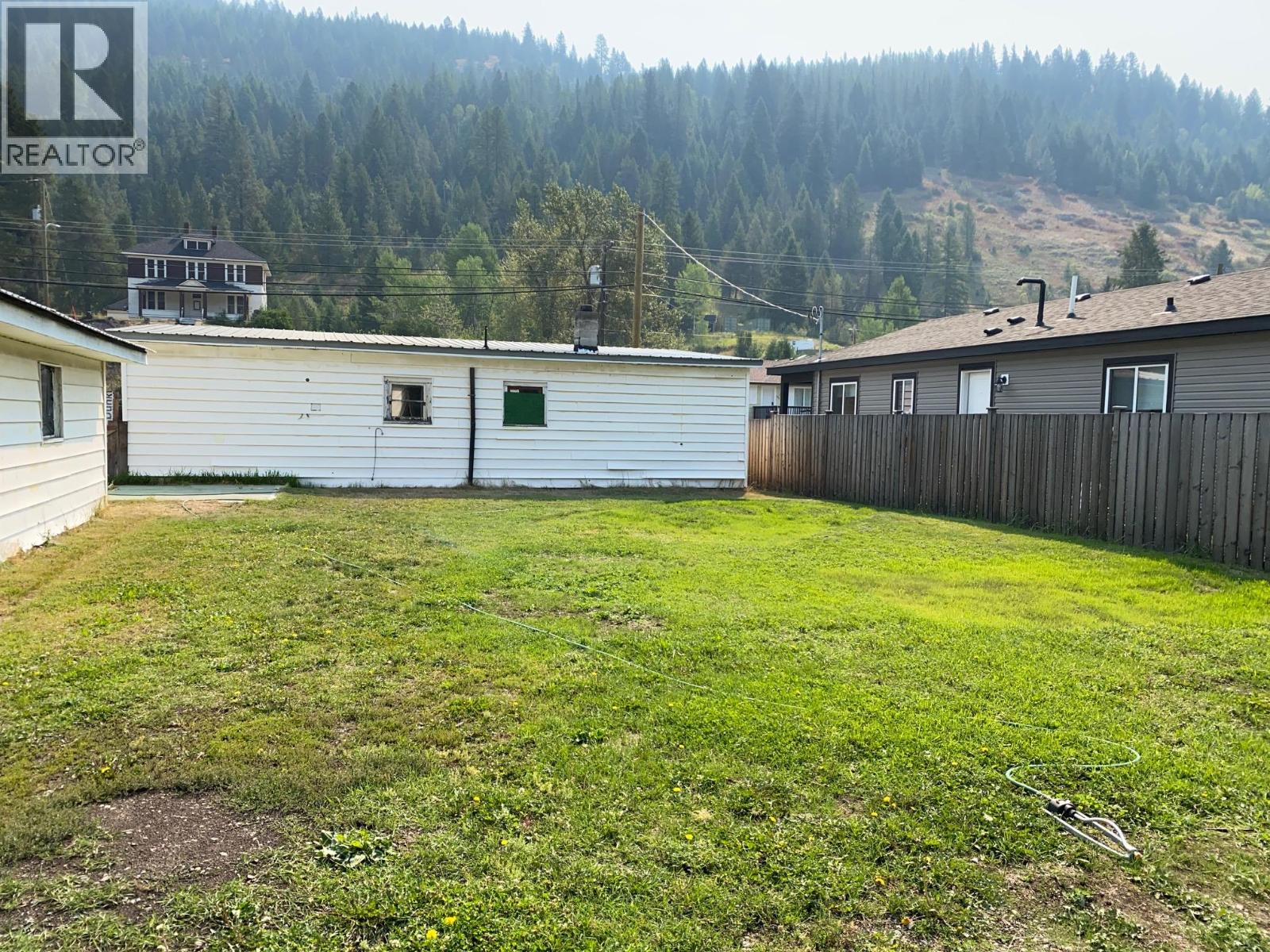 321 N Kimberley Avenue, Greenwood, British Columbia V0H 1J0 - Photo 2 - 10396441