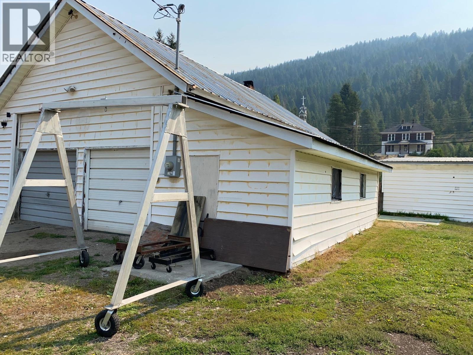 321 N Kimberley Avenue, Greenwood, British Columbia V0H 1J0 - Photo 3 - 10396441