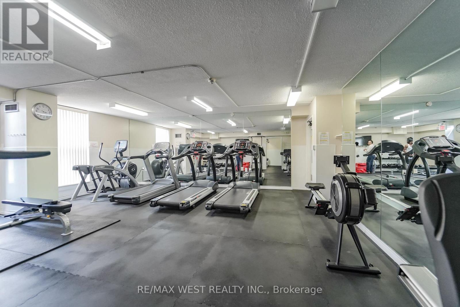 1604 - 18 Knightsbridge Road, Brampton, Ontario  L6T 3X5 - Photo 9 - W13623000
