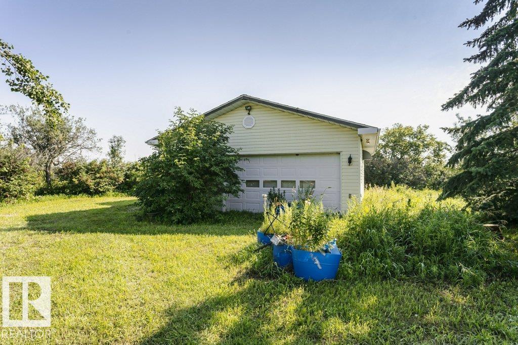 55319 Rge Road 222, Rural Sturgeon County, Alberta  T8L 5E2 - Photo 17 - E4501453