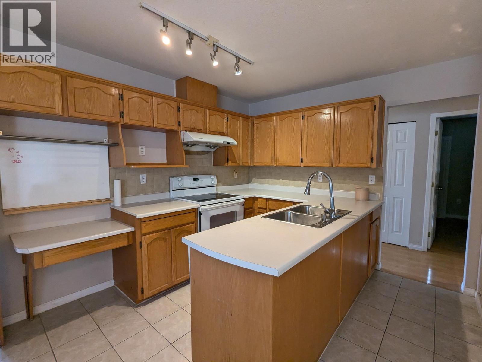 5531 Oliver Drive, Richmond, British Columbia V6V 2P2 - Photo 12 - R3108909