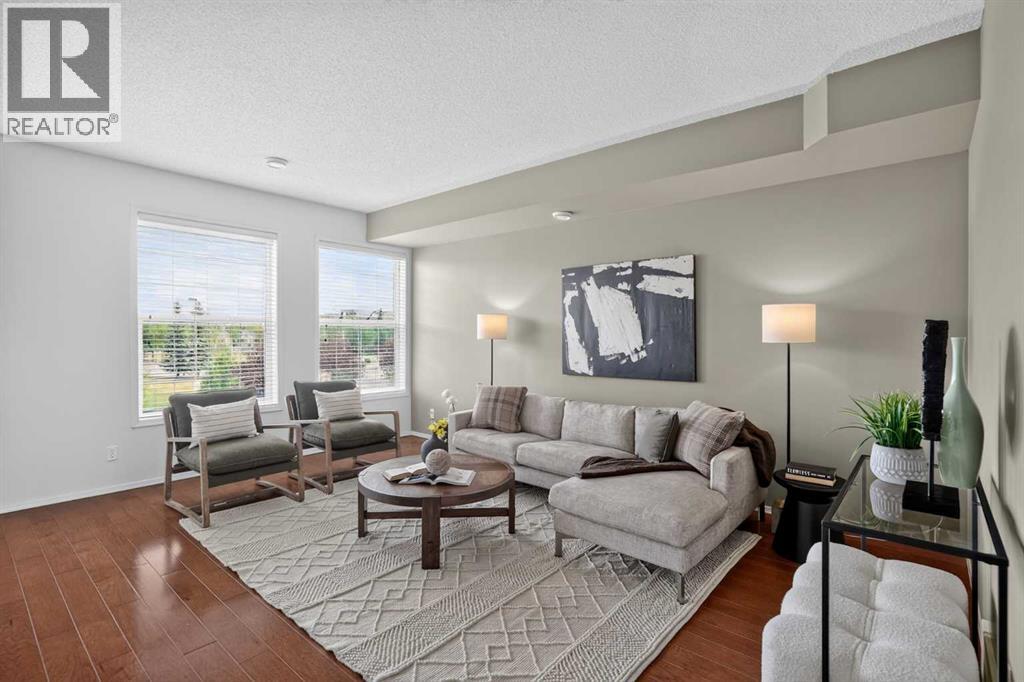 21, 43 Springborough Boulevard SW, Calgary, Alberta  T2M 3Y7 - Photo 2 - A2328366