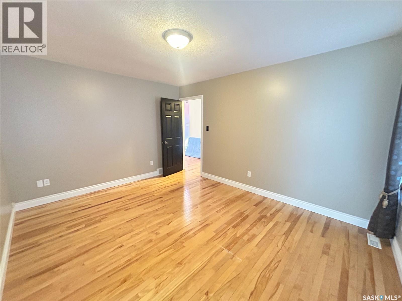 1 Telfer Bay, Prince Albert, Saskatchewan S6X 1C4 - Photo 26 - SK044117