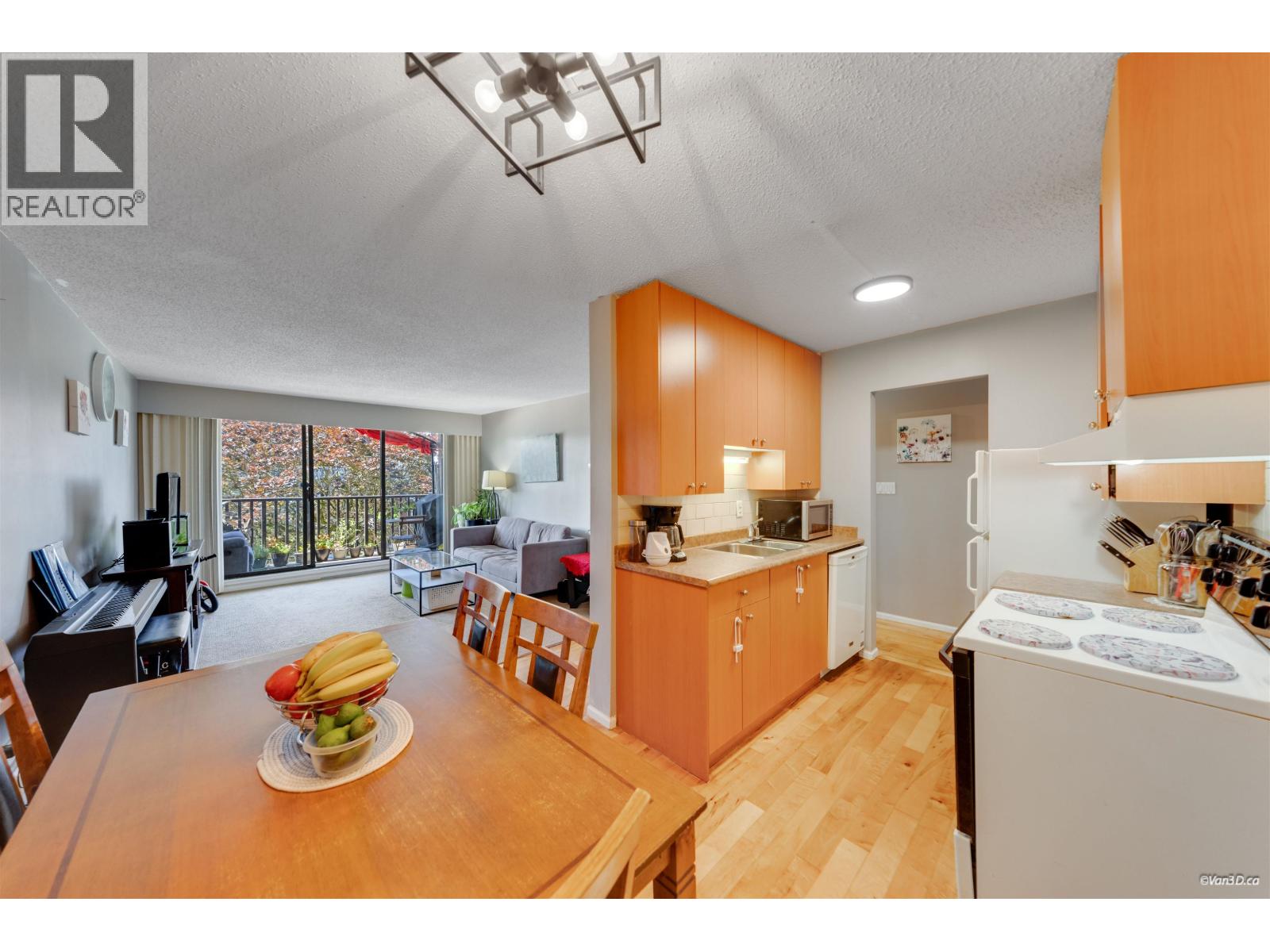 107 170 E 3rd Street, North Vancouver, British Columbia  V7L 1E6 - Photo 11 - R3150140