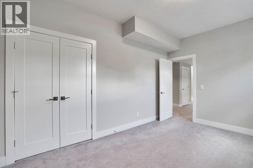 113 Kinniburgh Bay, Chestermere, Alberta  T1X 0M2 - Photo 42 - A2329091
