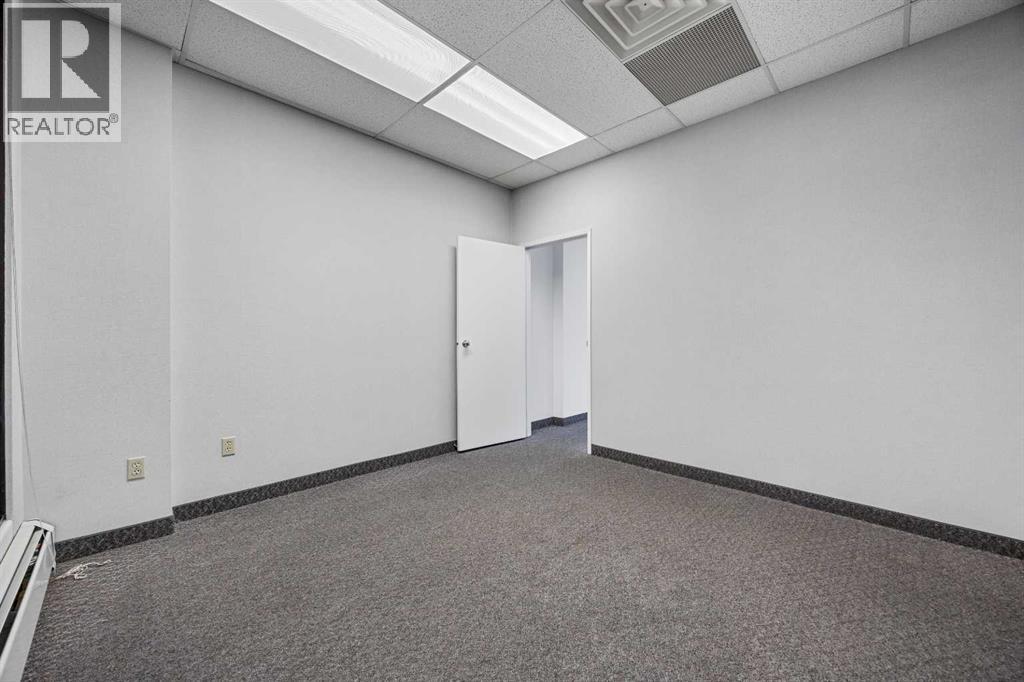 204, 4603 Varsity Drive NW, Calgary, Alberta  T3A 2V7 - Photo 10 - A2329697