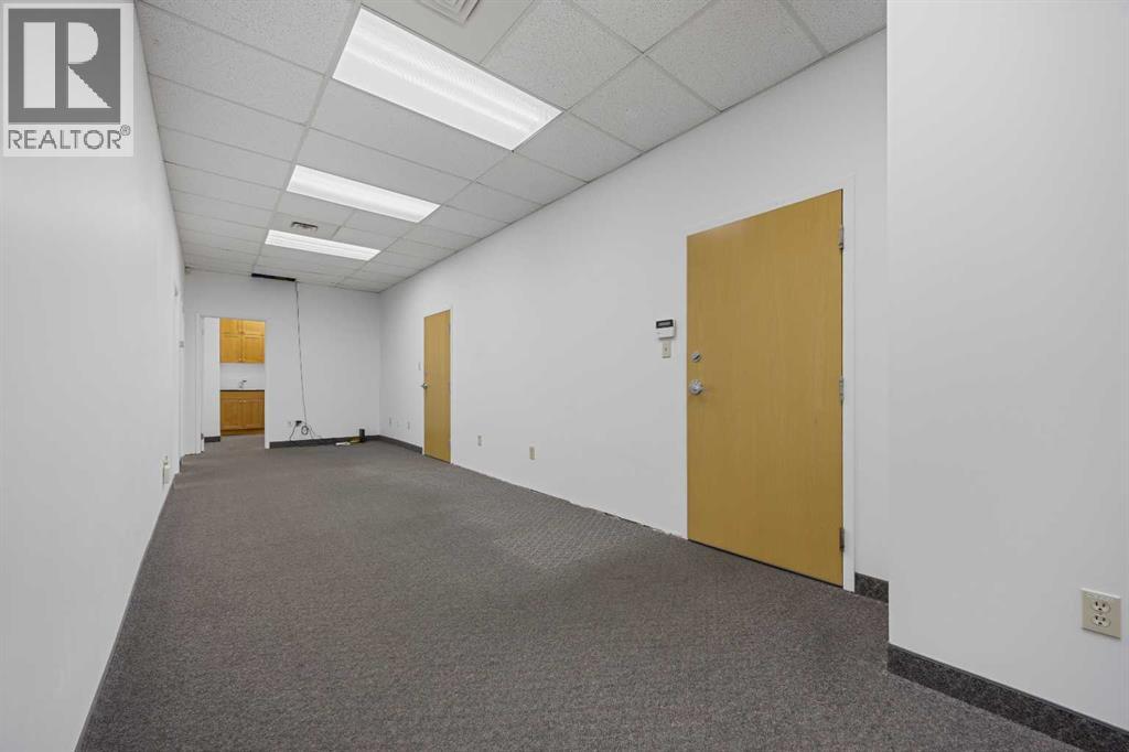 204, 4603 Varsity Drive NW, Calgary, Alberta  T3A 2V7 - Photo 6 - A2329697