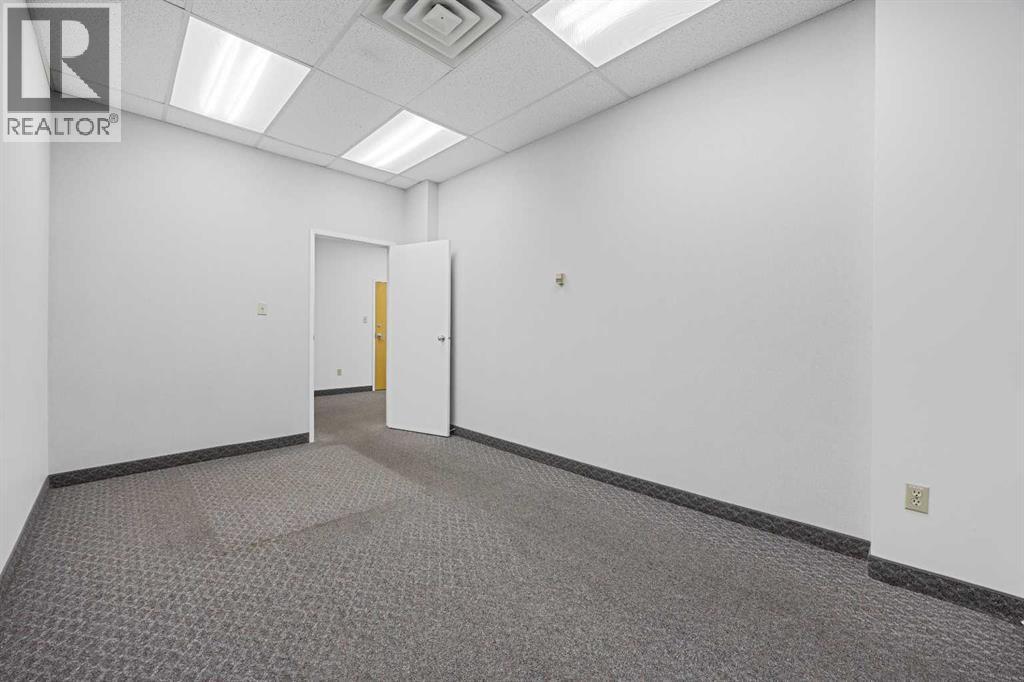 204, 4603 Varsity Drive NW, Calgary, Alberta  T3A 2V7 - Photo 23 - A2329697