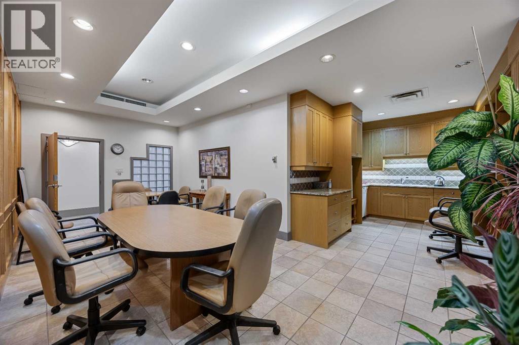 204, 4603 Varsity Drive NW, Calgary, Alberta  T3A 2V7 - Photo 45 - A2329697