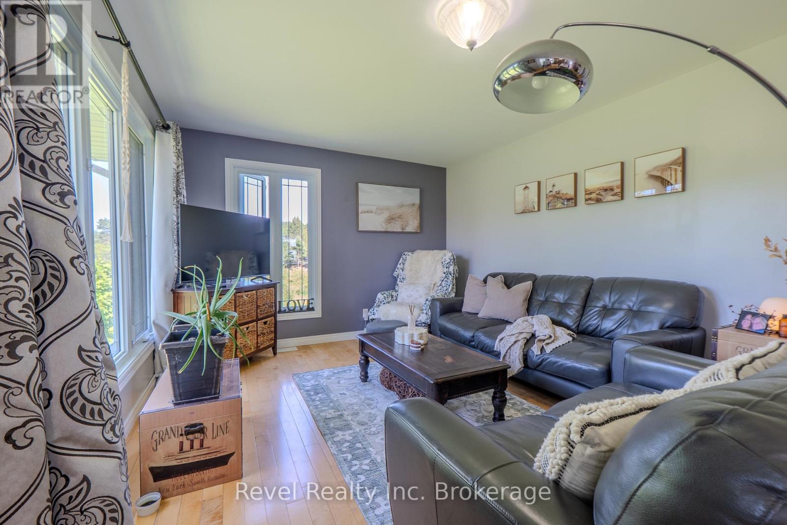 201 Bird Street, Powassan, Ontario  P0H 2L0 - Photo 16 - X13623090