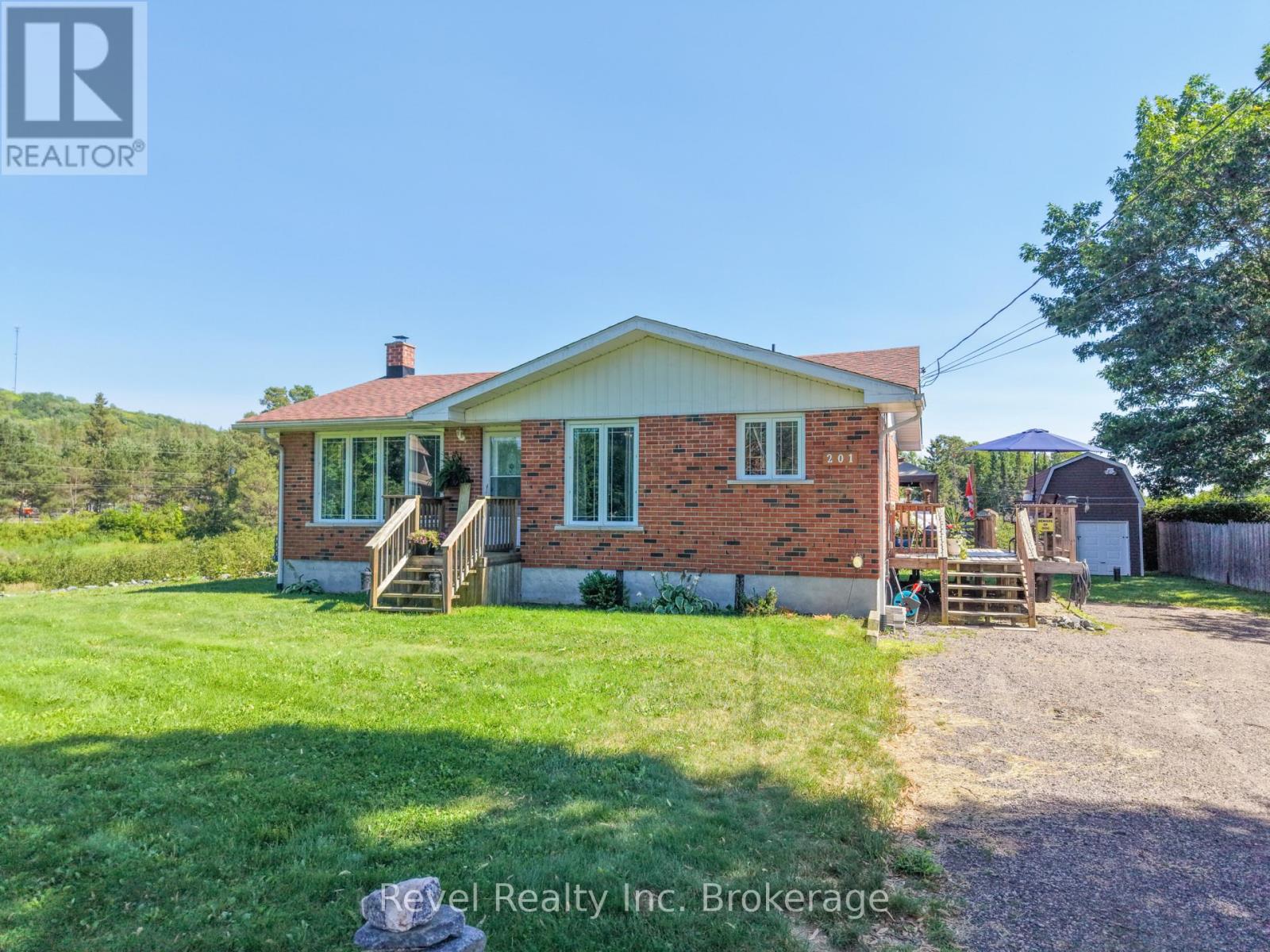201 Bird Street, Powassan, Ontario  P0H 2L0 - Photo 2 - X13623090